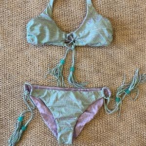 Two piece reversible swim set